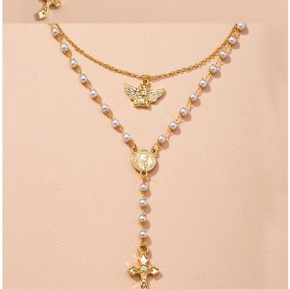 Jewlery - Picture 3 of 3